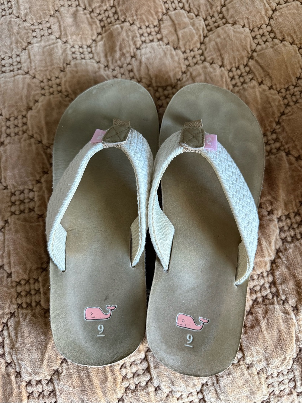 Vineyard Vines Kids Cream Flip Flops with Pink Whale Accent